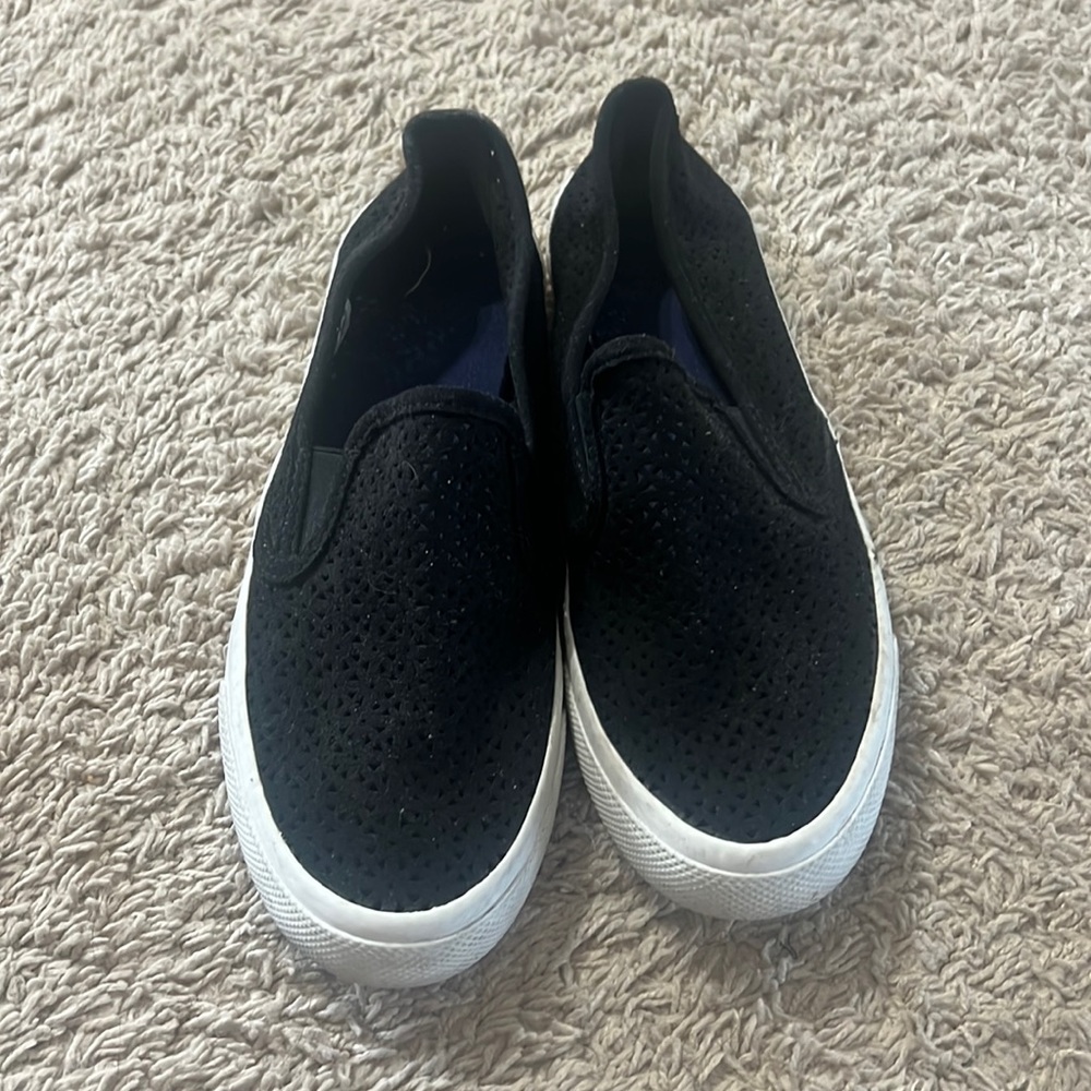 Black Sperry